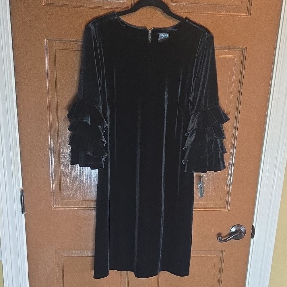 Gabby Skye-Black velvet pullover sheath dress 3/4 bell sleeves Sz 14 NWT